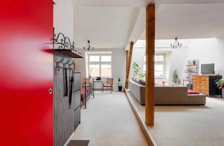 Lenka's Cozy Red + Lenka's Cozy Gold Appartement *